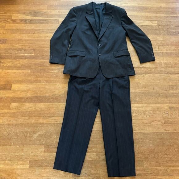 Christian Brooks Bonds gray pinstripe suit jacket and pants size 44 - Picture 1 of 11